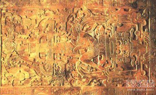 玛雅古城发现宇宙飞船石板雕像